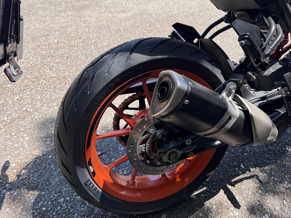 Strasse: KTM Duke 125 – Gebraucht aus Biberist von Design-R 4