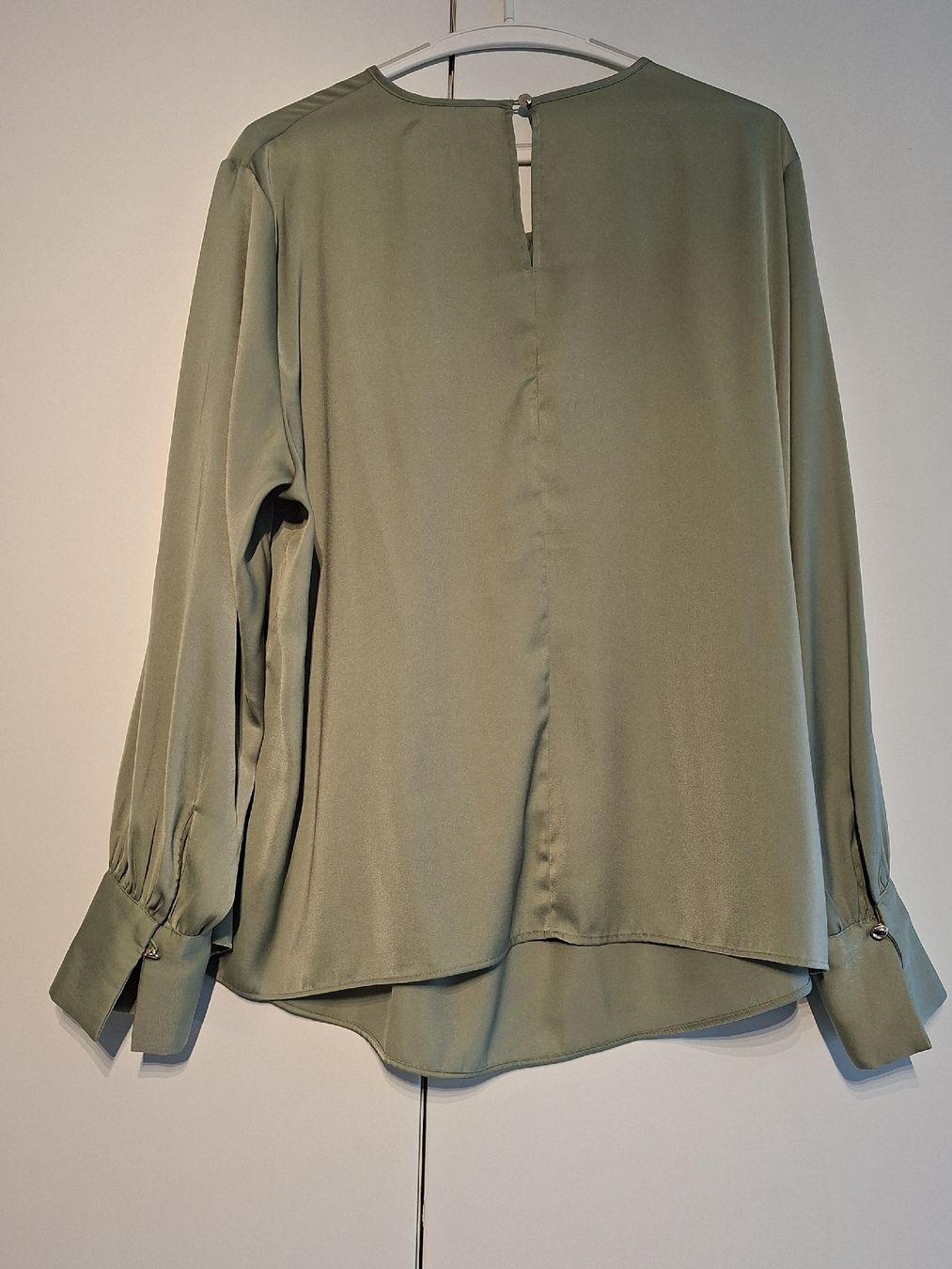 H&M Blusen: Hübsche Bluse von H&M – Gebraucht aus Oberengstringen von Kimchimon 1