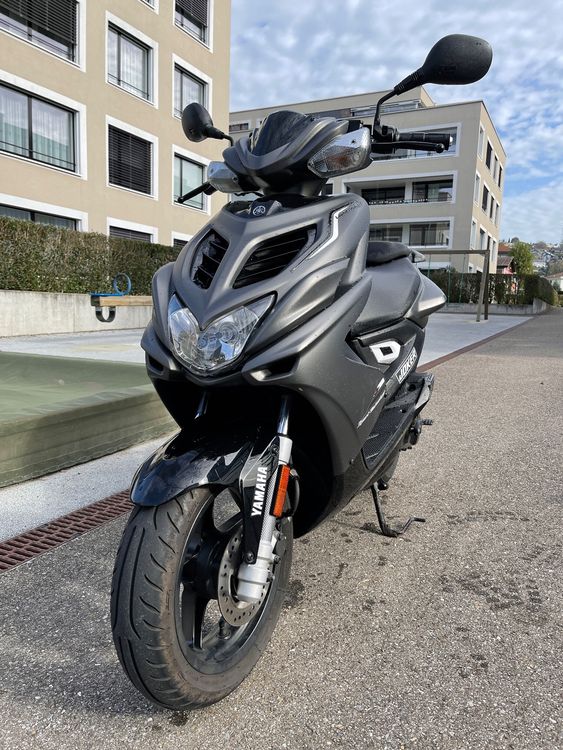Schöner Yamaha Aerox NS50 Roller zu verkaufen Kaufen auf Ricardo