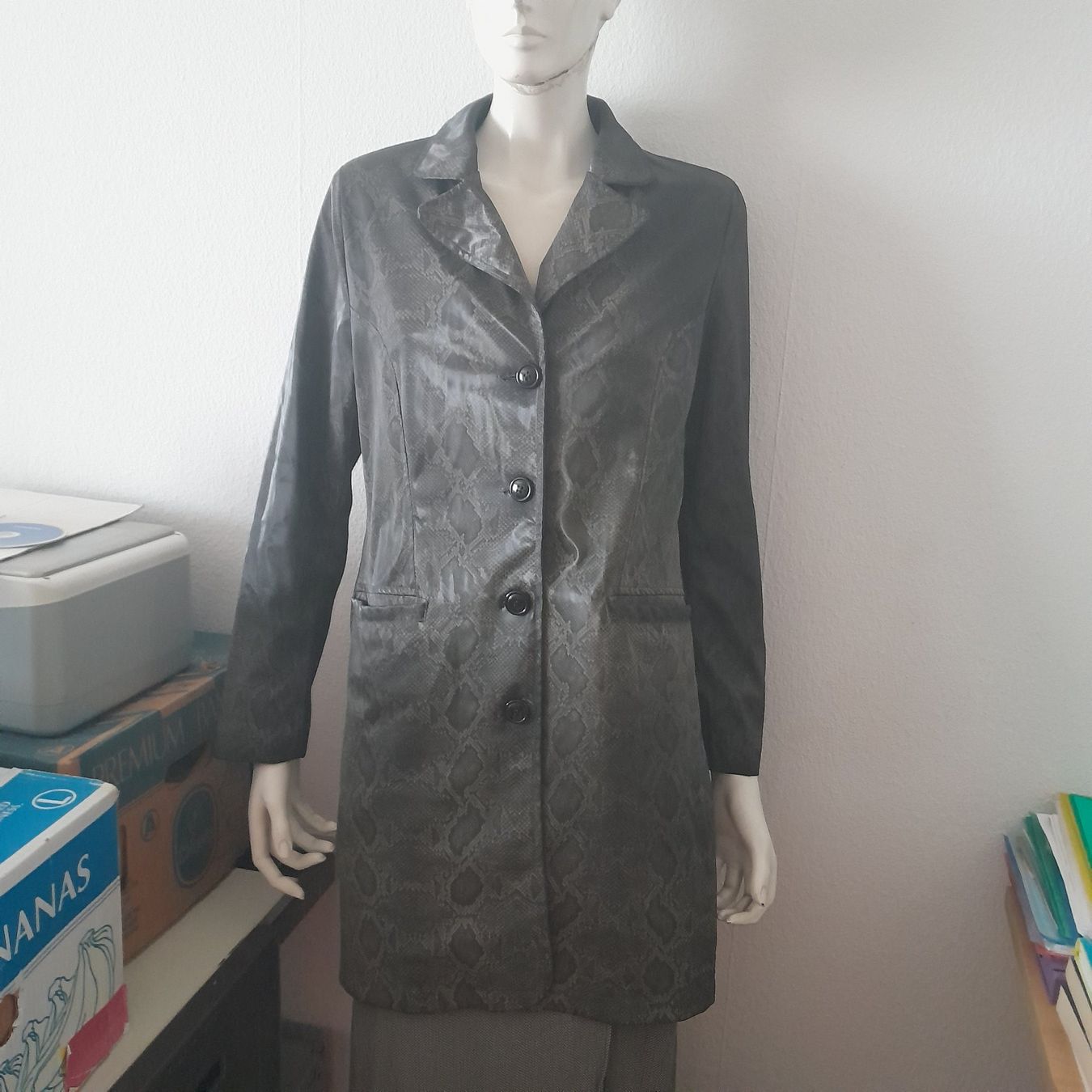 Cappotti: Schicker Damenblazer Schlangenmuster Gr. S, Herbstfarben – Usato da Horgen venduto da Amanda30