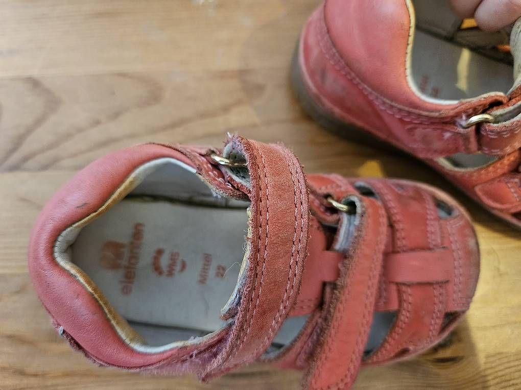 Scarpe per ragazzi: Sandalen Elefant Gr. 22 – Usato da Elfingen venduto da WhyWHY 1