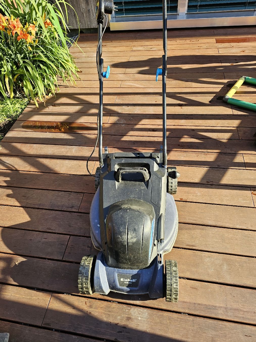 Einhell Tagliaerba: Elektrischer rasenmäher  einhell 43cm – Usato da Au SG venduto da riboflaf 8