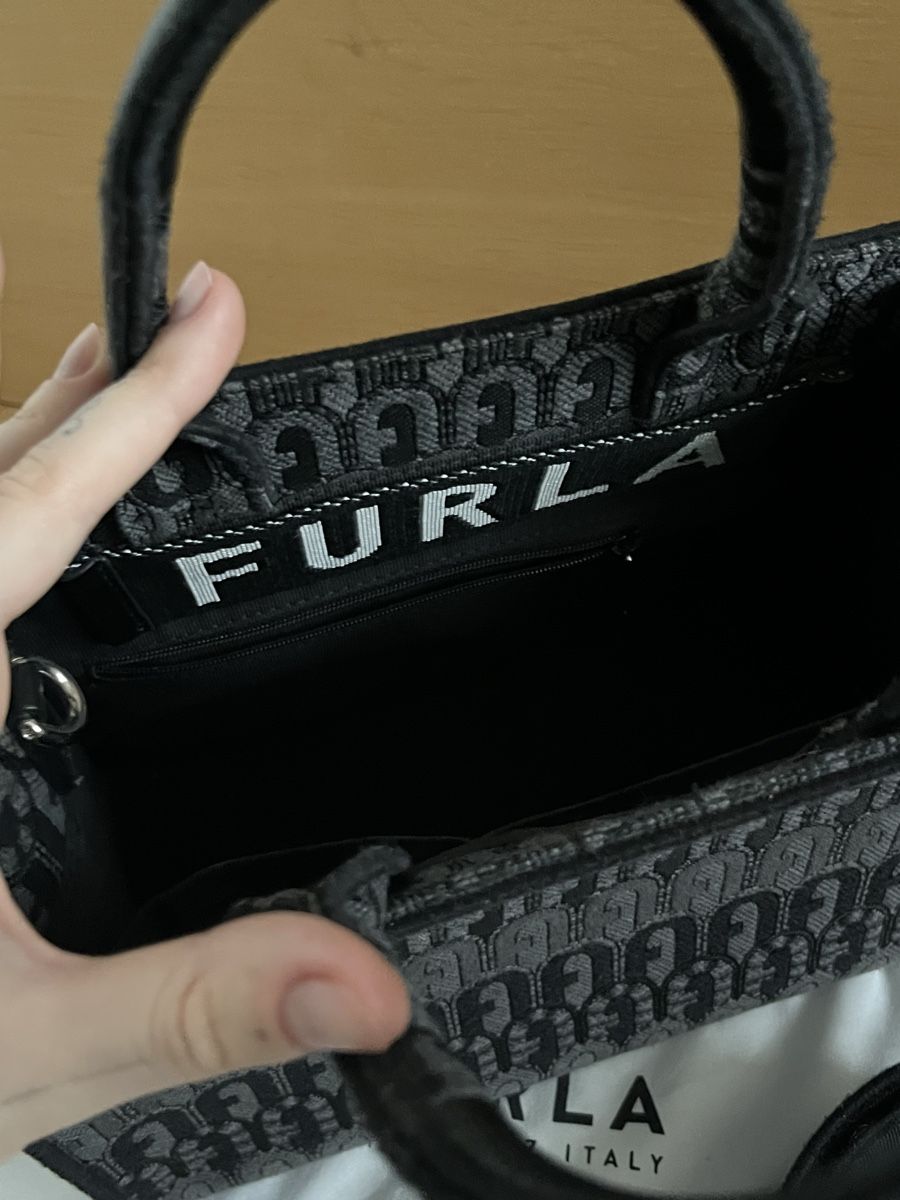 Borse da donna: Furla Opportunity Tote S – Nuovo (secondo la descrizione) da St. Gallen venduto da sch_th5c 4