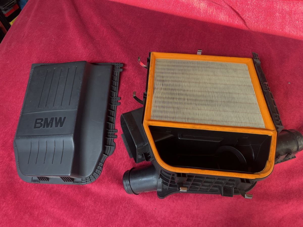 BMW Tutti pezzi di ricambio auto: Boîte à air BMW E60 E90 E91 E92 E82 E88 N54 535I 335I 135I – Usato da Denges venduto da Ricautomotive 5