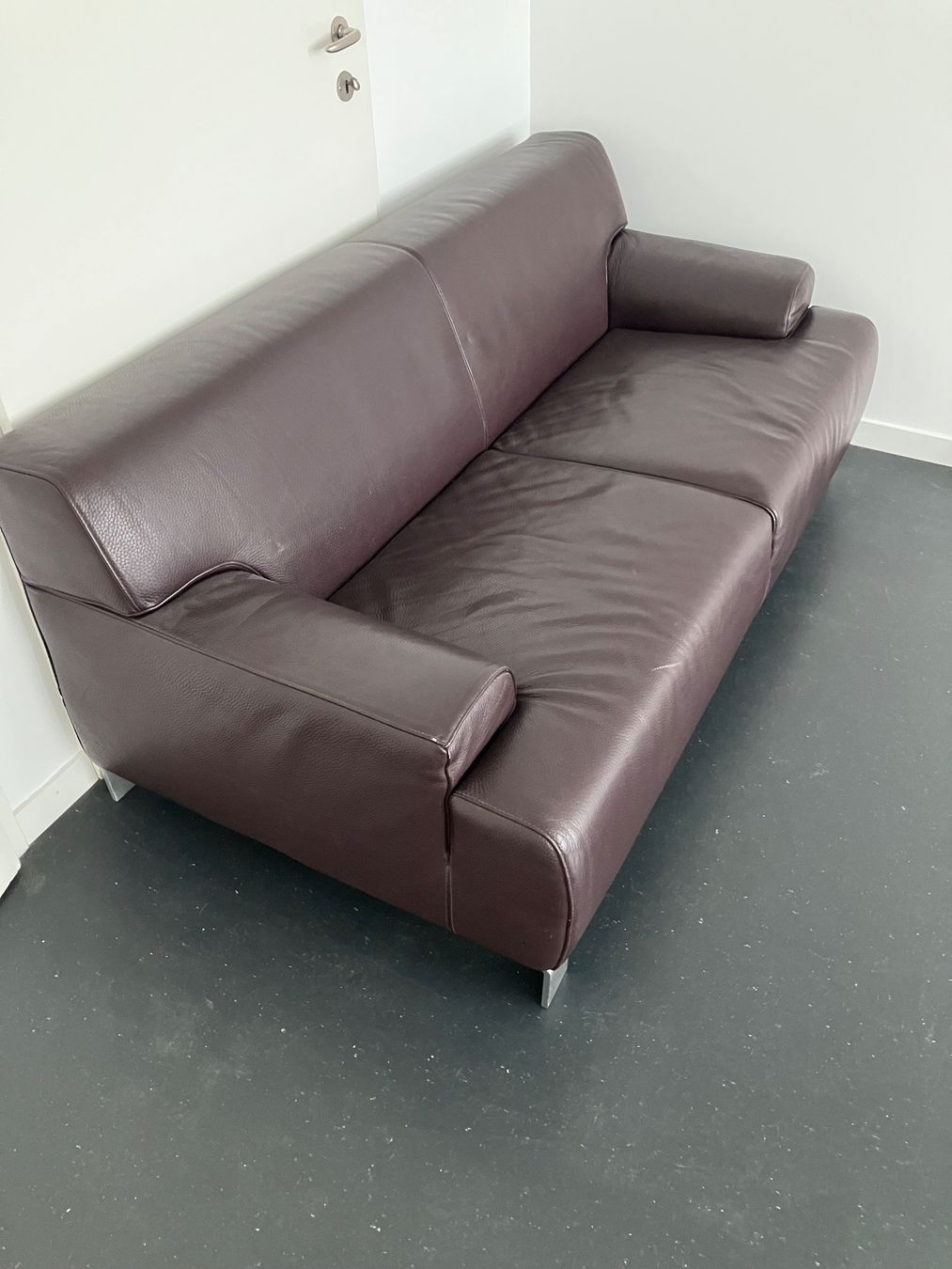 Interio Sofas: Braunes Ledersofa Interio – D'occasion à Zürich par graul 1