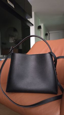 Minimalistische Schultertasche / Crossbody Bag