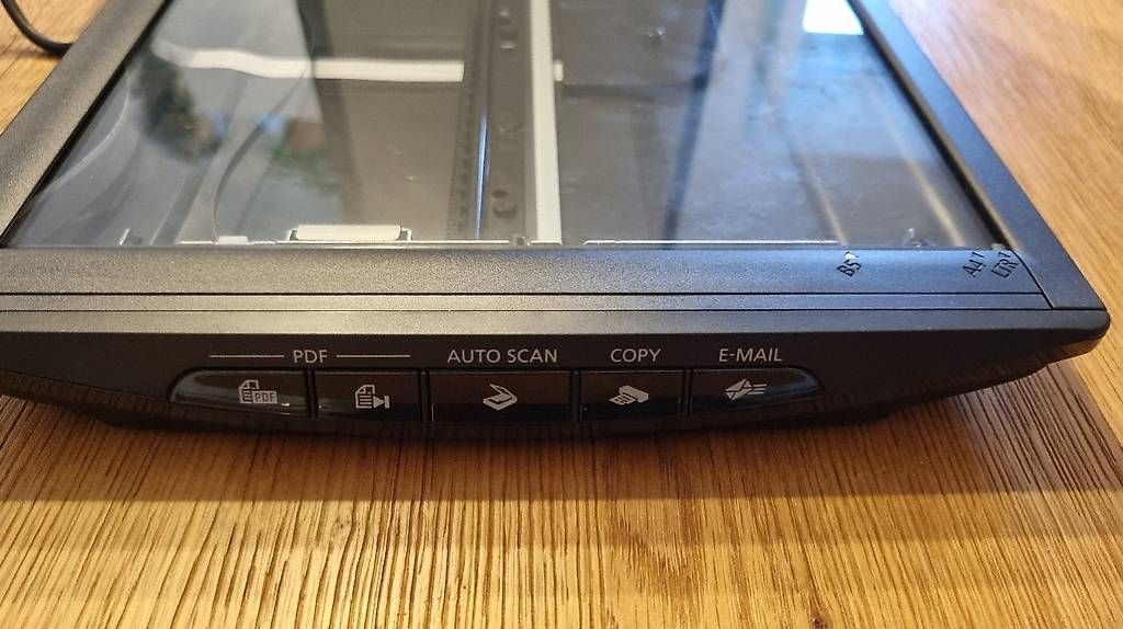 Scanner: Scanner Canon CanoScan LiDE 210, A4, USB – Gebraucht aus Pailly von mar_y9tg 2