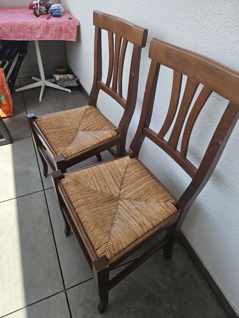 Tavoli: Tisch und 4 Stühle – Usato da Rüti ZH venduto da chr_j2b9 1