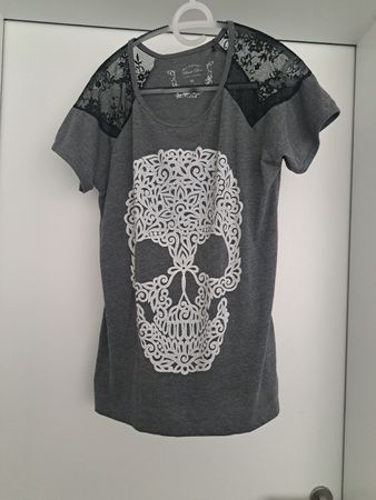 T-Shirt, Marke Black Box, Totenkopf und Spitzen, Grösse XL