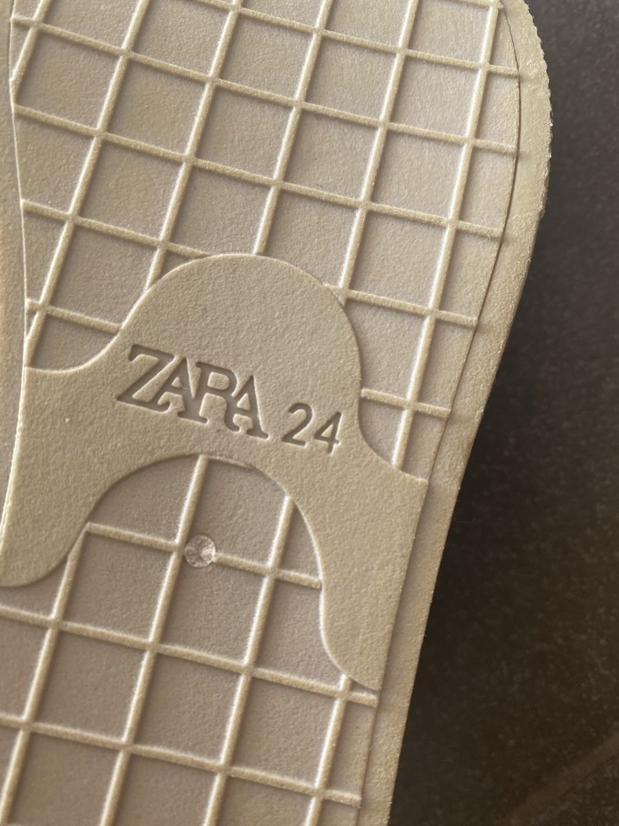 Zara Scarpe per ragazzi: Zara Kinder Turnschuhe Grösse 24 hellgrün  – Nuovo (secondo la descrizione) da Binningen venduto da Eober 3