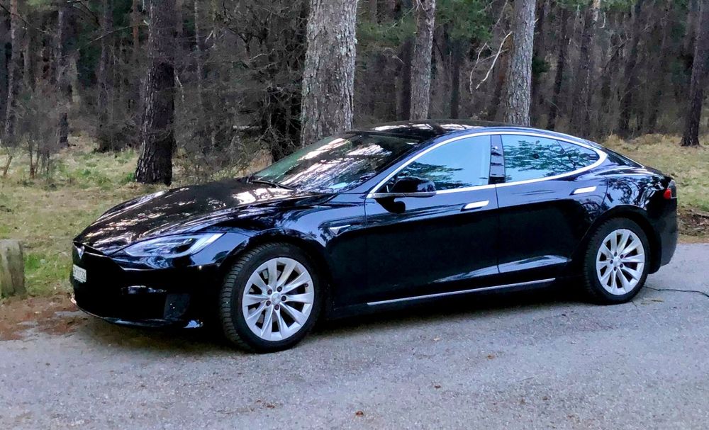 Tesla S 60, mit free Supercharging