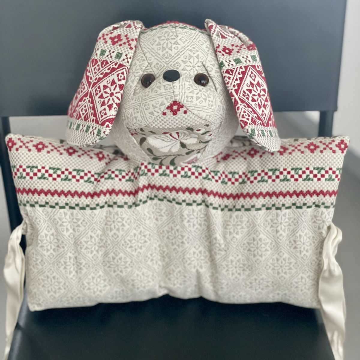 Cuscini: 2 cuscini decorativi a forma di orsetto e cagnolino – Nuovo (secondo la descrizione) da Andermatt venduto da DCC_70 7