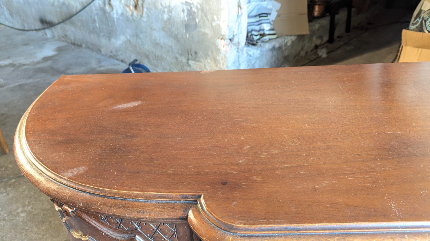 Büffets: Antikes Buffet/Sideboard aus Massivholz – Gebraucht aus Meggen von Larimar_Studio 4
