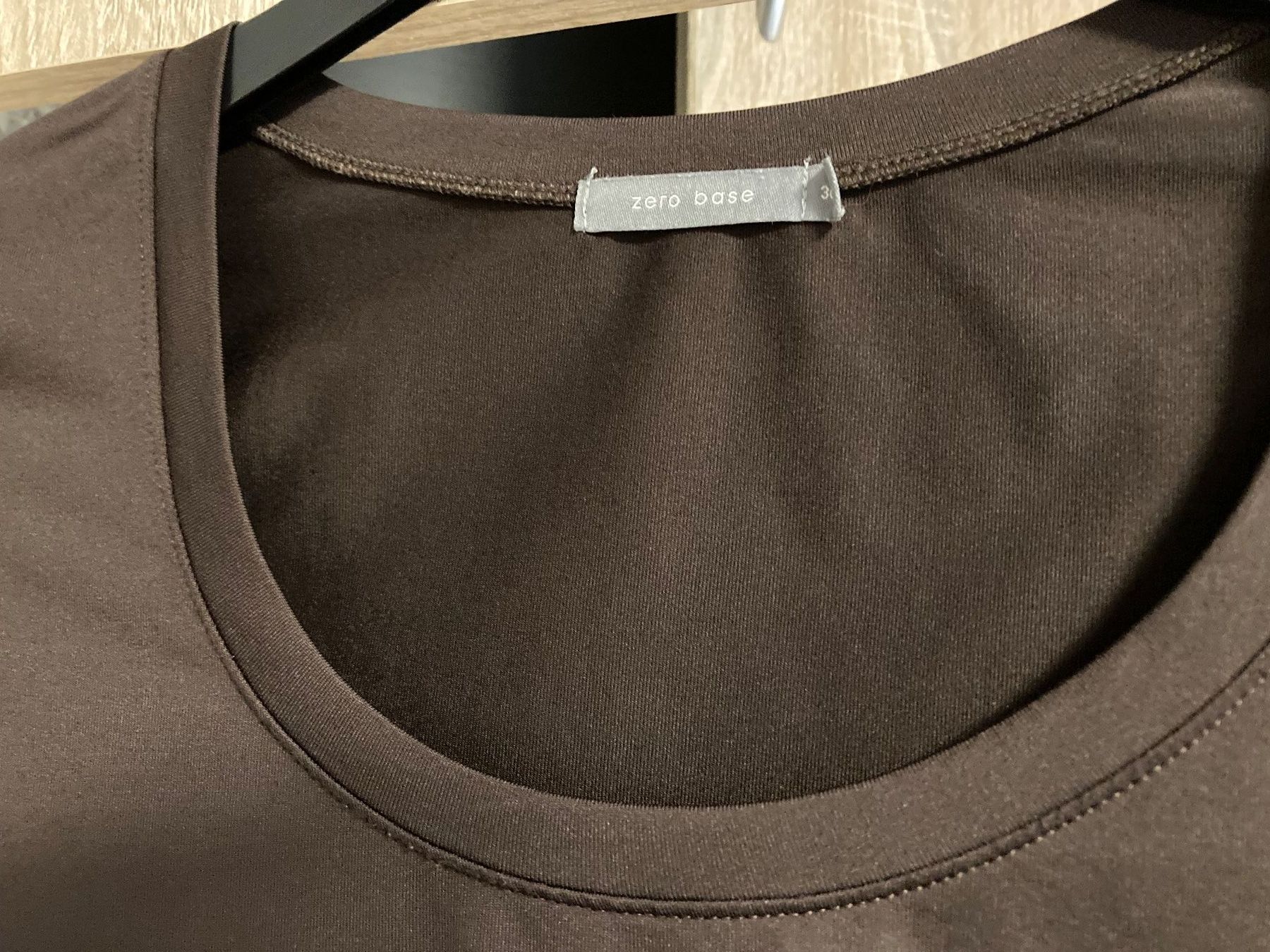 T-shirt: Braunes Shirt, Zero Base, Grösse 36 Glanz – Nuovo (secondo la descrizione) da rheineck venduto da norwegianwood52 1