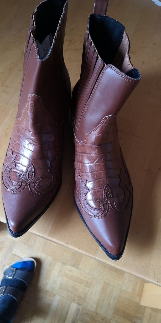 Scarpe da uomo: bottines – Nuovo (secondo la descrizione) da neuchatel venduto da Mictou 4