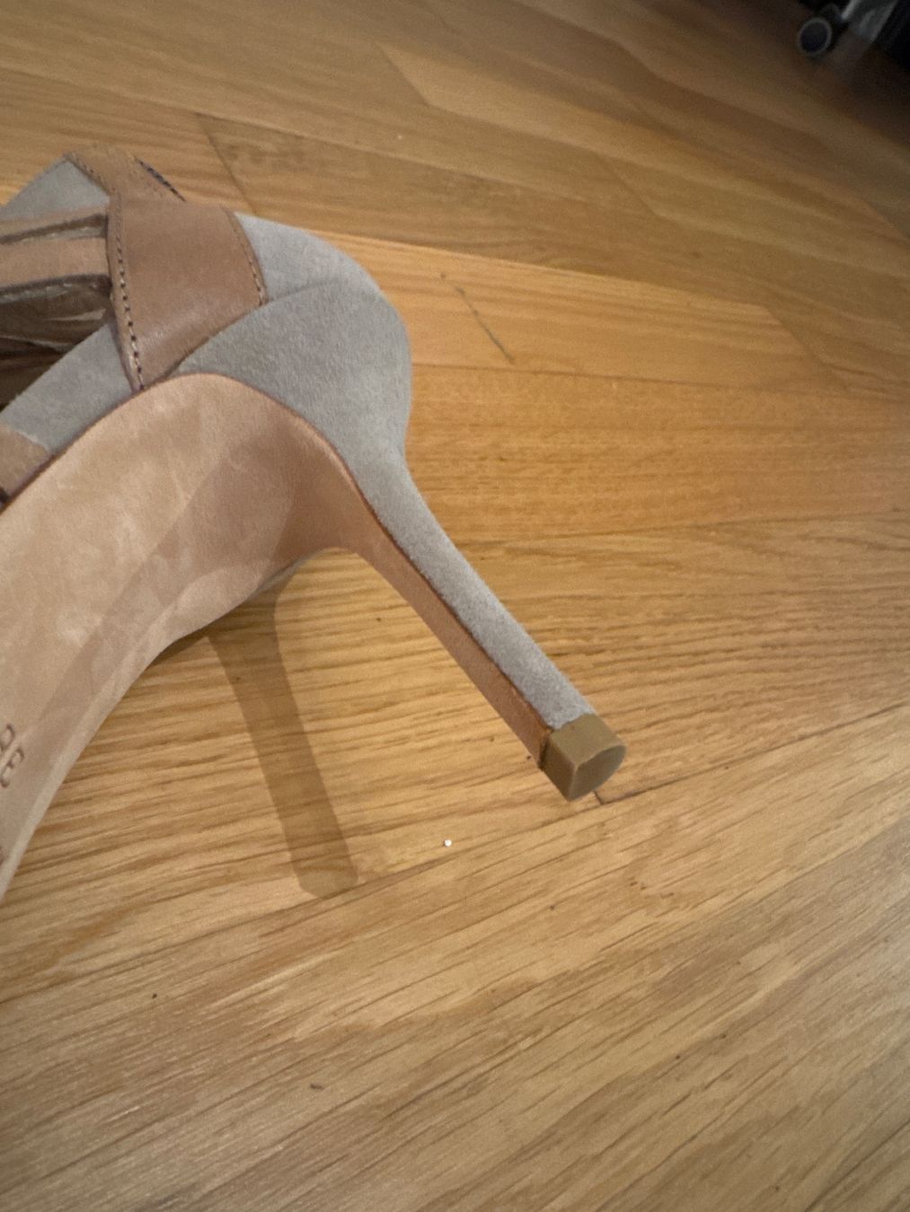 Jimmy Choo Scarpe da donna: Jimmy Choo Schuhe Grösse 38 – Usato da Adliswil venduto da AE112 2