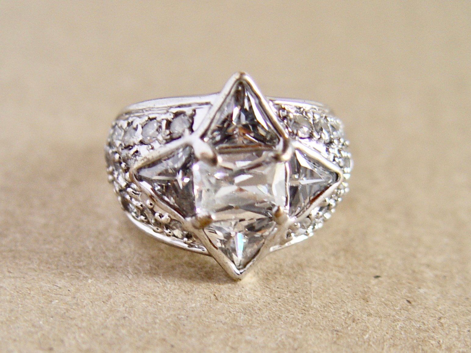 Ringe: Strass Ring – Gebraucht aus Henggart von gernli 2