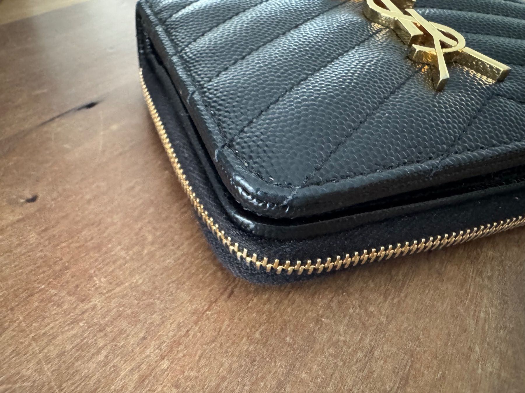 Saint Laurent Portamonete: Saint Laurent Portemonnaie Cassandre – Nuovo (secondo la descrizione) da wallisellen venduto da Niccii 2