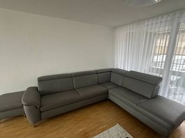 Modernes Ecksofa aus Echtleder  gepflegt
