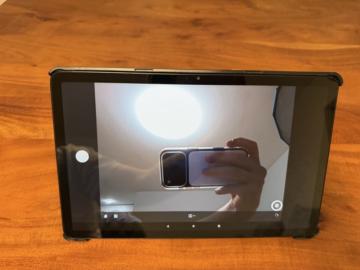 Amazon Tablet PC: Amazon Fire Max 11 Tablet 64GB Wi-Fi Grau mit Hülle – Usato da Gossau SG venduto da Alex_Tech 9