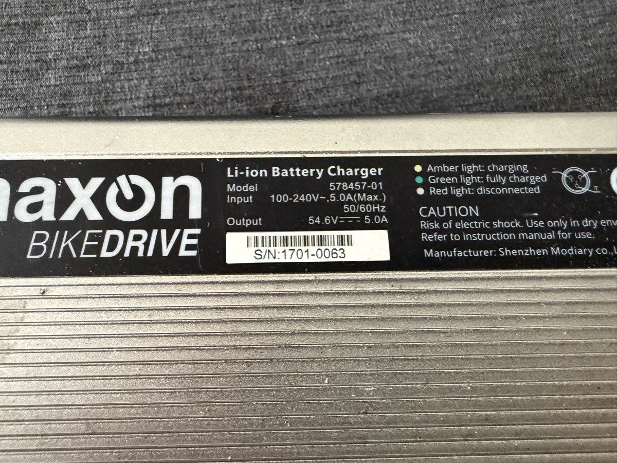 Caricabatterie: Maxon Bike Drive Ladegerät E-Bike – Difettoso da Giswil venduto da urr_7c5j 3