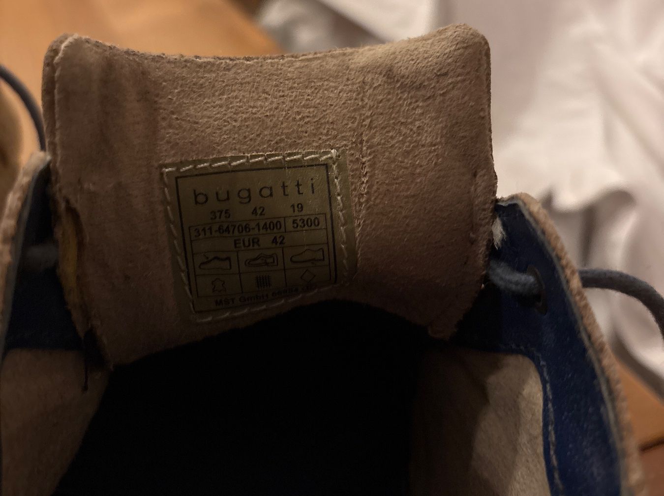 Bugatti Scarpe da uomo: Bugatti chaussure taille 42 – Usato da Blonay venduto da Ollorvi 2
