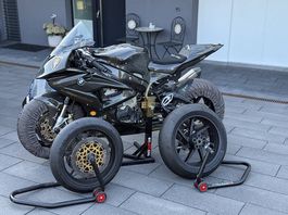 Rennmaschine BMW S1000RR