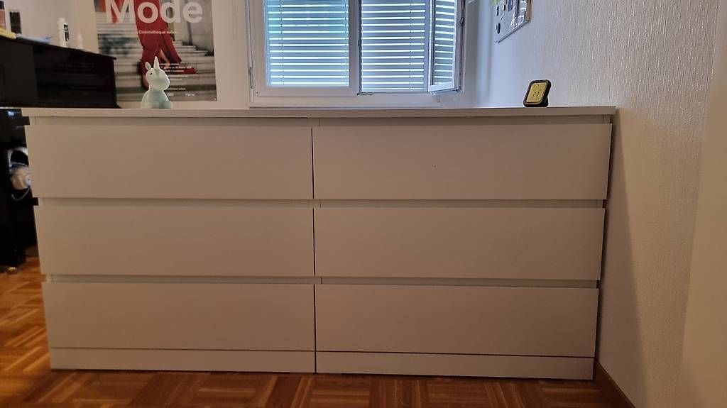 Commodes: Commode blanche "Malm" (Ikea) - A vendre – D'occasion à Lausanne par macapuche
