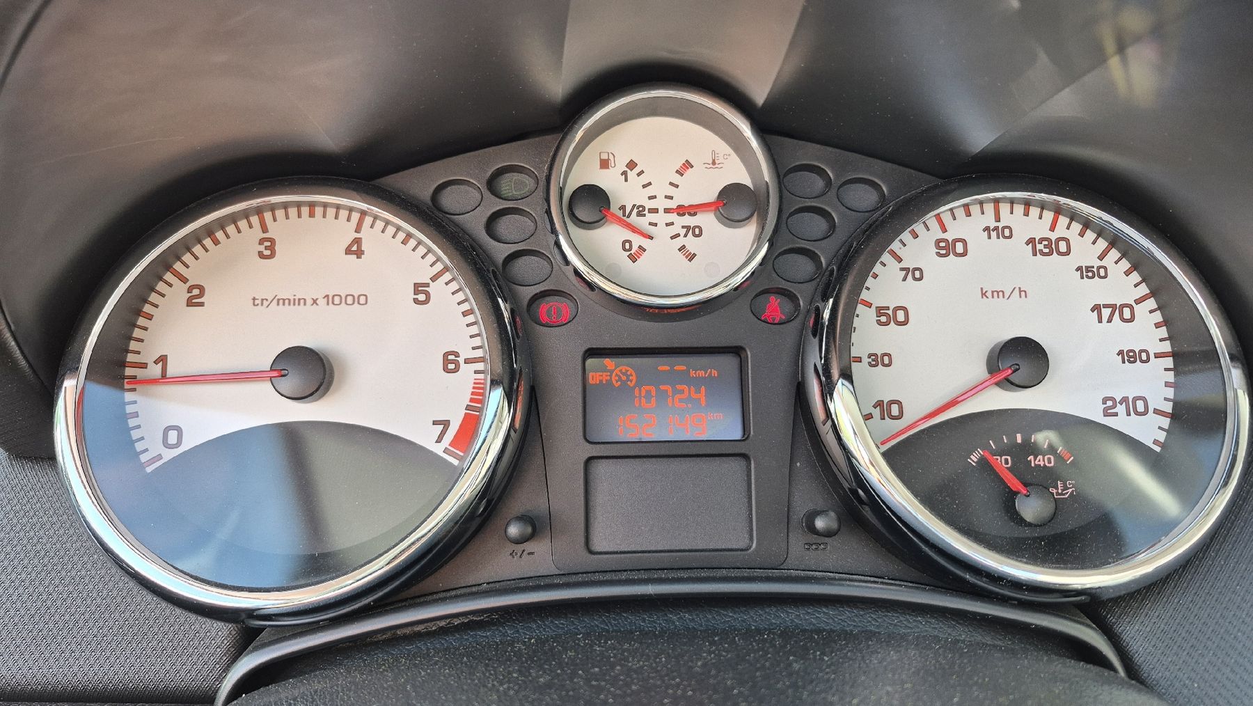 Peugeot Automobili: Peugeot 207 CC MFK 12.2025 – Usato da Brienzwiler venduto da Leon-258 7