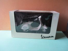 Vespa 150 VL 1T (1955) Metall 1:6