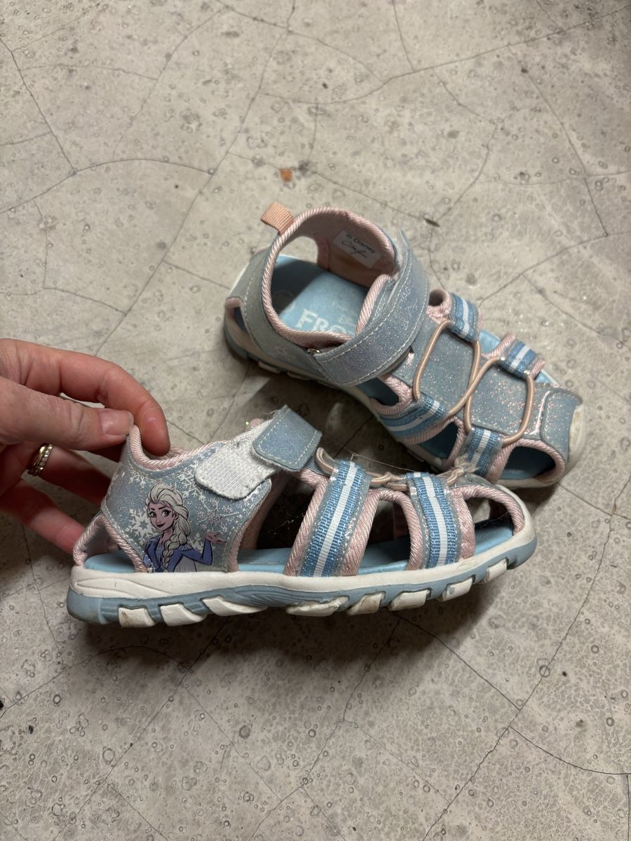 Scarpe per ragazze: Elsa Sandalen Gr. 30 – Usato da Netstal venduto da ali_x5fx
