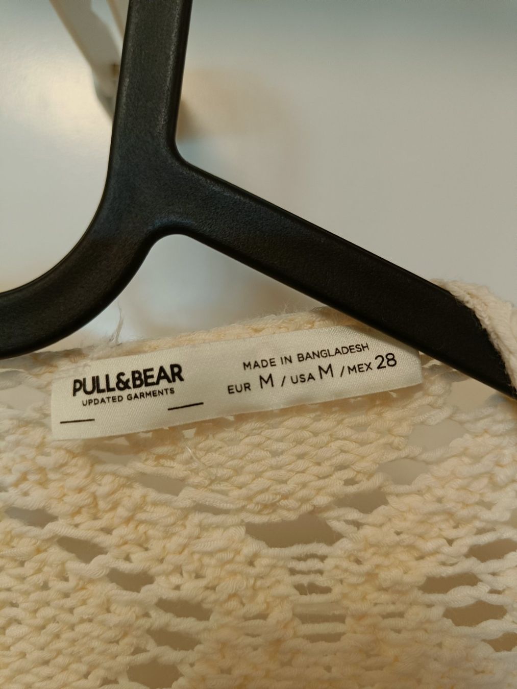Pull&Bear Jacken: Pull&Bear Strickjäckchen Creme Gr. M | Cozy Chic – Gebraucht aus Zürich von Atelier.Second 2
