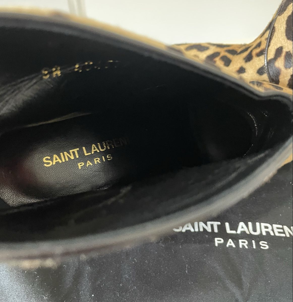 Saint Laurent Chaussures femmes: Stivaletti SAINT LAURENT 39.  – Neuf (Voir description) à Bellinzona par nat_j2w5 5