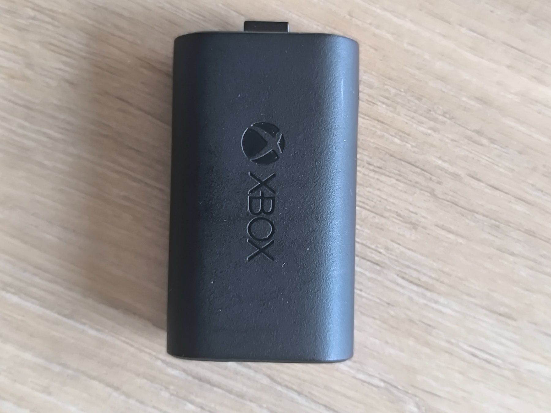 Microsoft Caricatori & Batterie: Xbox Akku für Controller – Usato da Dietikon venduto da dog_zl9h