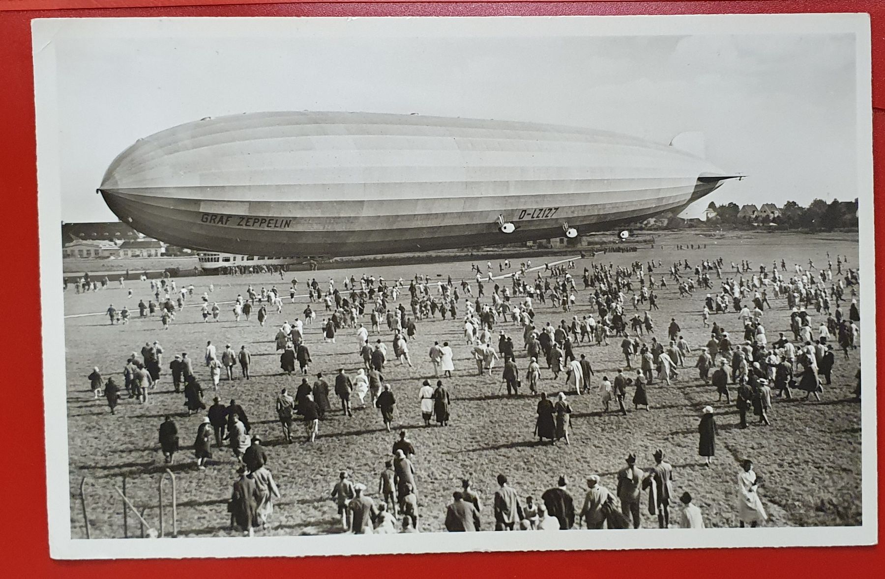 Cartoline postali: 4 Zeppelin Ansichtskarte – Usato da Kreuzlingen venduto da Rschweiz1 2