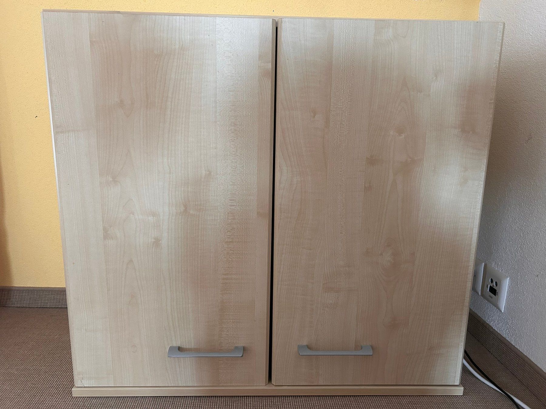 Armoires: Schrank – D'occasion à Ebikon par lin_jr8x