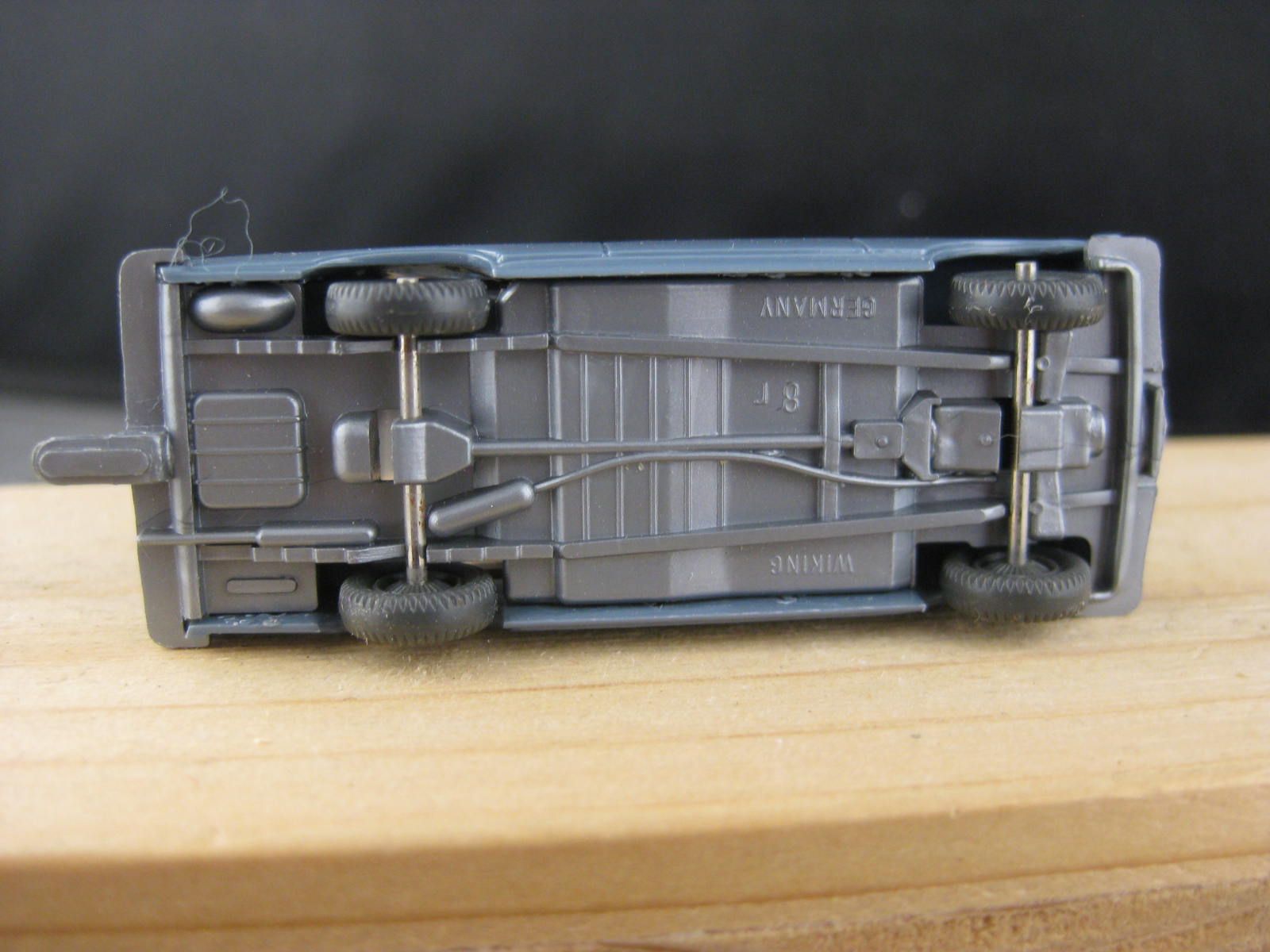 Modellini di ferrovie: Wiking VW Modell 8r, Ford grau – Usato da Malters venduto da Marosko 3