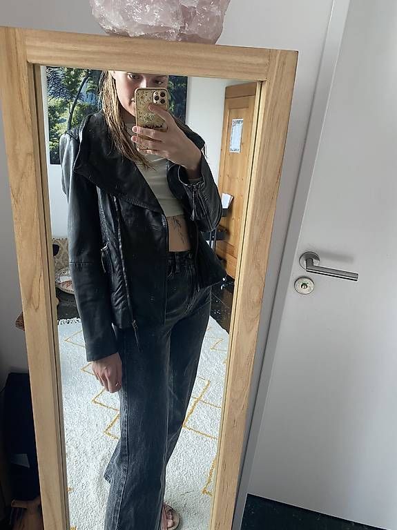 Giacche: tolle echt Lederjacke Damen schwarz Gr. 38 – Usato da Zug venduto da julialbi 4