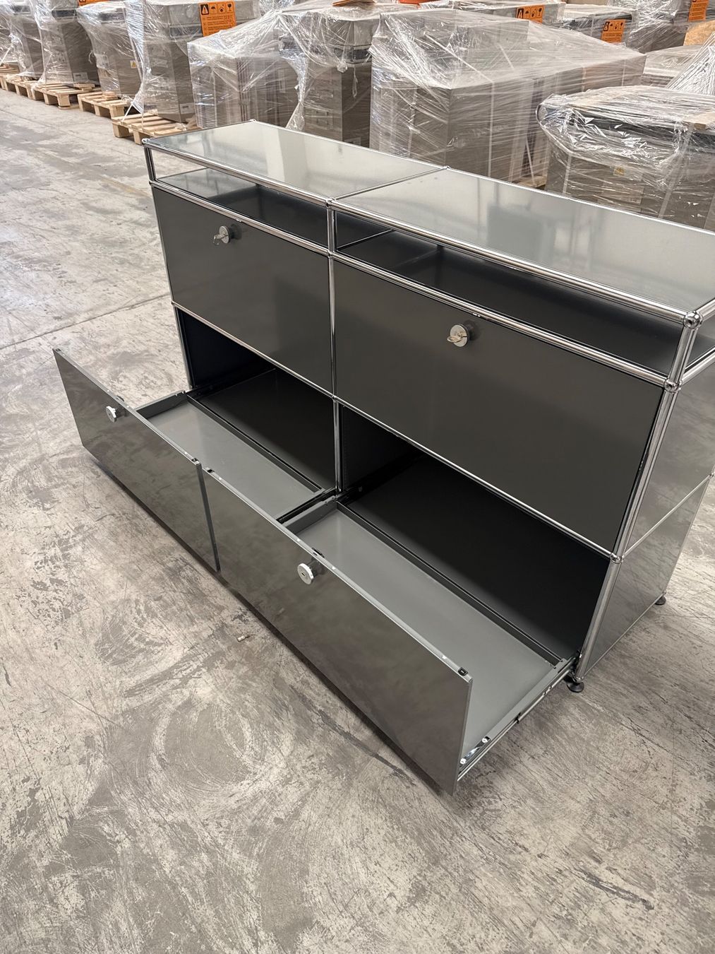 USM Étagères: USM Haller Sideboard 2x3 Mittelgrau Top Zustand – D'occasion à Balsthal par Designhaus.Schmitt 7