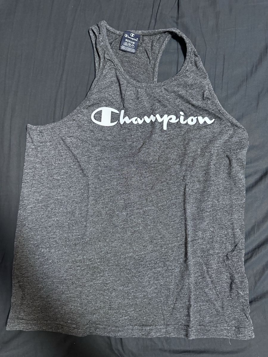 Champion T-shirt: Champion Achselshirt Grau, Gr. M – Usato da Moosseedorf venduto da nicu006