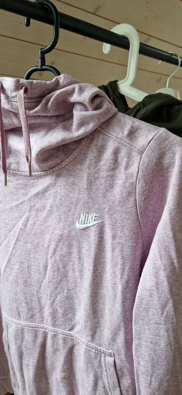 Lotti di vestiti: Pulli/Hoodie Set Nike/Brandy Melville Gr. L – Usato da Boniswil venduto da Cfischer0 1