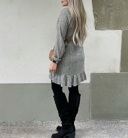 Bindekleid von Only Grösse 38