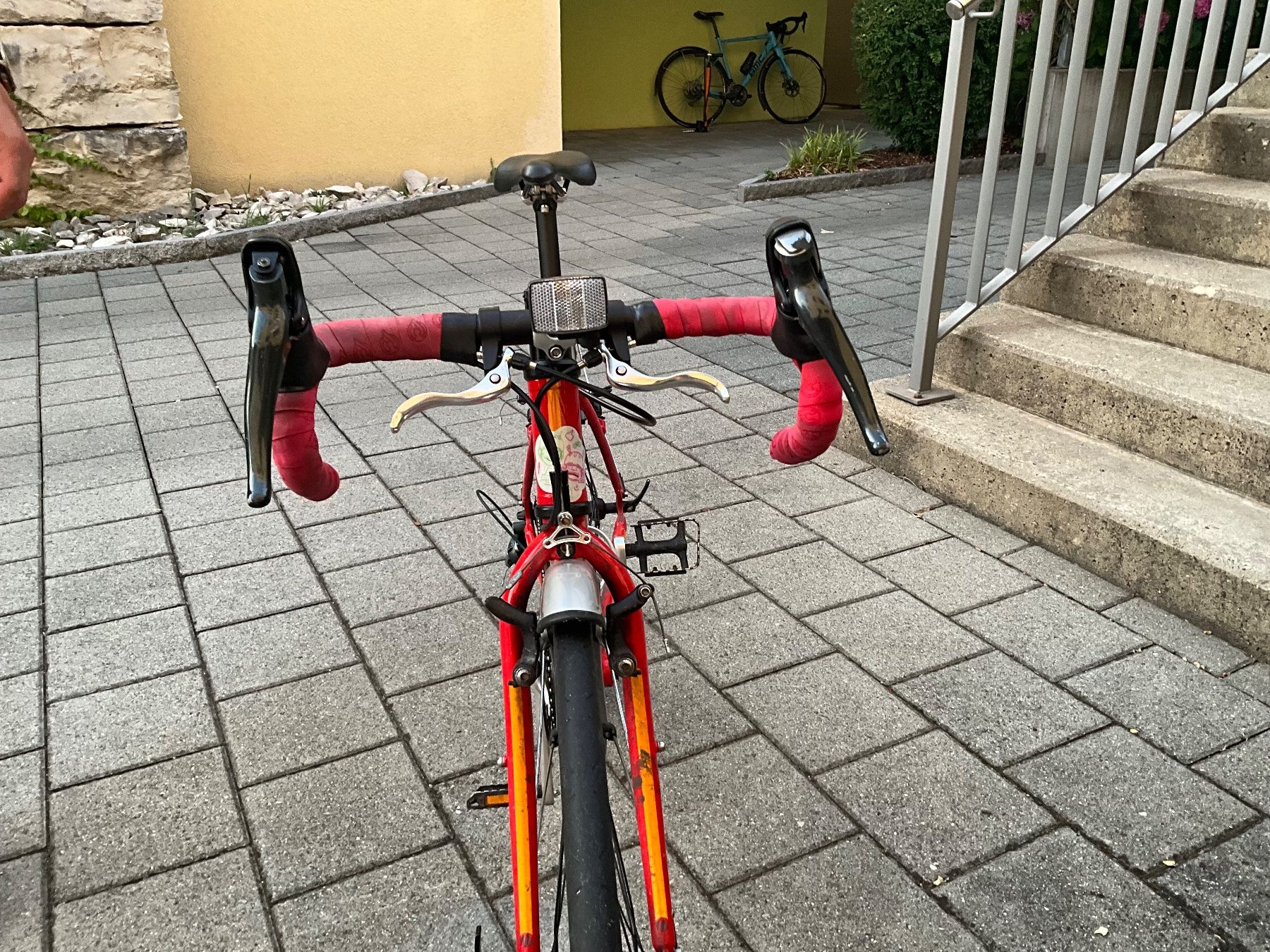 Islabike Biciclette: Kinderfahrrad ISLABIKES rot Grösse 20 – Usato da Herrliberg venduto da fed_8vv7 1