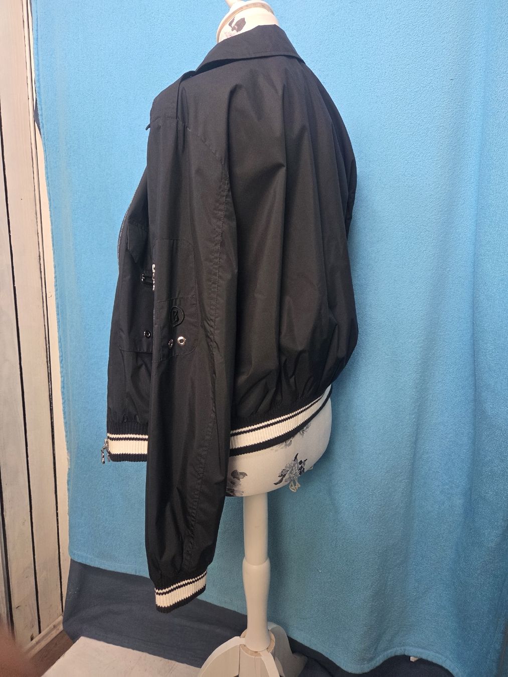 Bogner Jacken: Bogner Windjacke Größe 38 schwarz mit Strickbund – Gebraucht aus Kreuzlingen von ang_7k8d 7