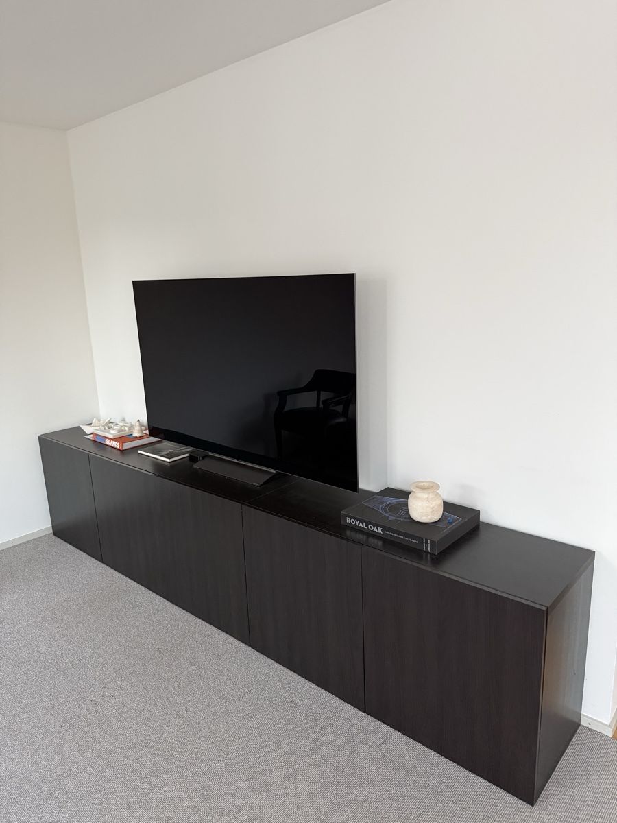 Ikea TV Möbel: IKEA TV-Lowboard / Sideboard – Gebraucht aus Zürich von kon_q2zt