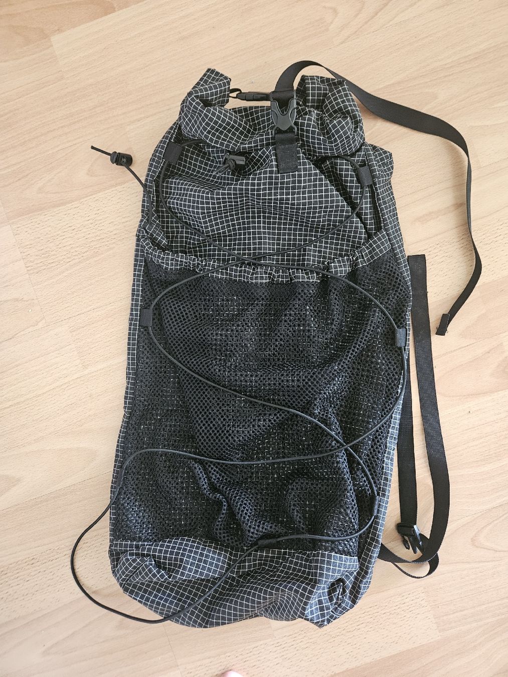Zaini: NEU Ultraleichter Rucksack mit Roll-Top 20l – Nuovo (secondo la descrizione) da Zürich venduto da Kris8050 1