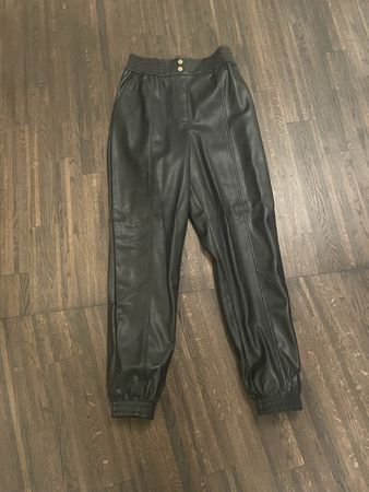 Lederhose Kunstleder River Island Gr. 38