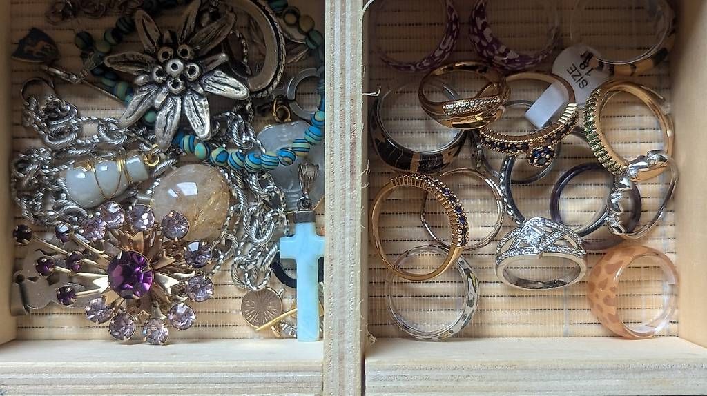 Altri gioielli: Modeschmuck (Konvolut) – Usato da Altdorf UR venduto da Walhalla59 1