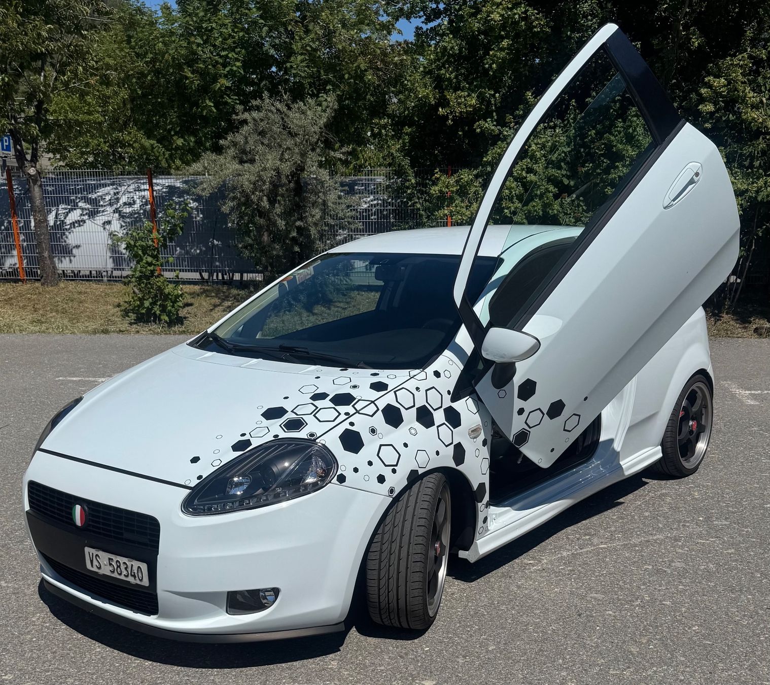 Fiat Automobili: Fiat Grande Punto 1.9JTD multijet – Usato da Bitsch venduto da PescisCarDesign