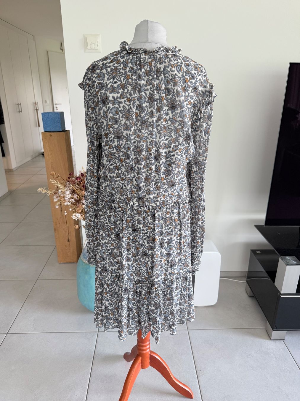 Vestiti: Veronika Beard Seidenkleid Gr M festlich – Nuovo (secondo la descrizione) da Nänikon venduto da Monimos 2